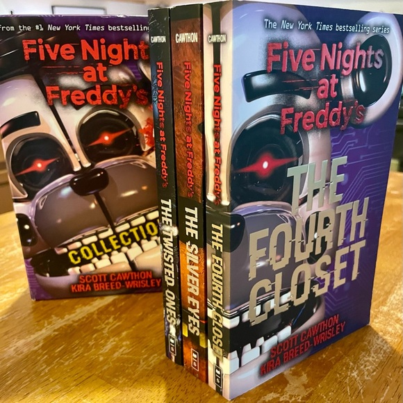 *SOLD* ..FNAF - Five Nights At Freddys, Book Collection Of 3 - Picture 5 of 7